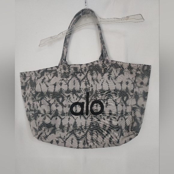 ALO Yoga Bags Alo Yoga Tie Dye Bag Poshmark